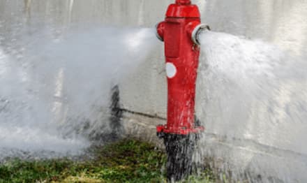 Antiespumantes no tratamento de água de papel e celulose: aumentando a eficiência e a sustentabilidade